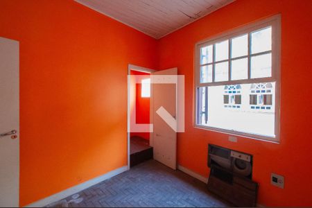 Casa à venda com 350m², 3 quartos e 2 vagas Casa à venda com 350m², 3 quartos e 2 vagasQuarto de Serviço