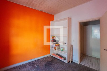 Casa à venda com 350m², 3 quartos e 2 vagas Casa à venda com 350m², 3 quartos e 2 vagasQuarto de Serviço