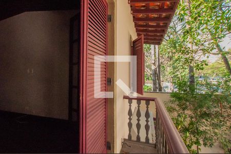 Casa à venda com 350m², 3 quartos e 2 vagas Casa à venda com 350m², 3 quartos e 2 vagasVaranda do Quarto 2