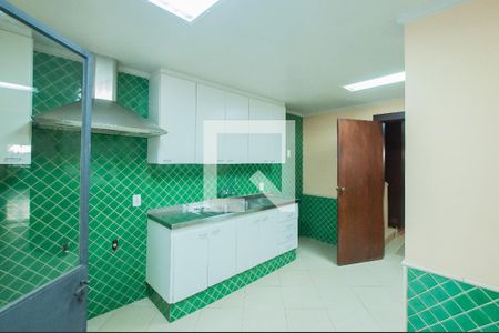 Casa à venda com 350m², 3 quartos e 2 vagas Casa à venda com 350m², 3 quartos e 2 vagasCozinha