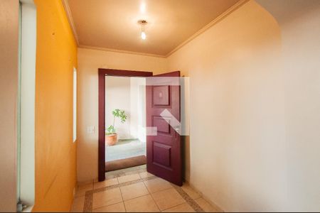 Casa à venda com 350m², 3 quartos e 2 vagas Casa à venda com 350m², 3 quartos e 2 vagasHall de entrada