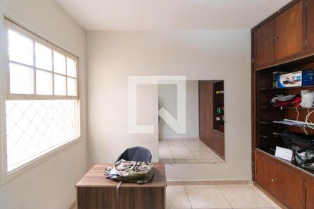 Casa à venda com 260m², 4 quartos e 3 vagasQuarto 01