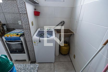 Apartamento à venda com 78m², 2 quartos e 1 vaga Apartamento à venda com 78m², 2 quartos e 1 vagaArea de serviço