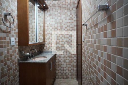 Casa à venda com 350m², 2 quartos e 3 vagas Casa à venda com 350m², 2 quartos e 3 vagasBanheiro - Suíte