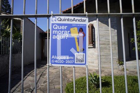 Casa à venda com 350m², 2 quartos e 3 vagas Casa à venda com 350m², 2 quartos e 3 vagasPlaquinha