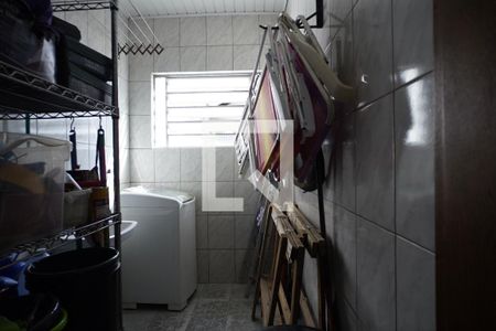 Casa à venda com 350m², 2 quartos e 3 vagas Casa à venda com 350m², 2 quartos e 3 vagasÁrea de Serviço
