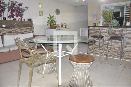 Casa para alugar com 250m², 3 quartos e 5 vagasÁrea Externa