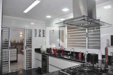 Casa para alugar com 250m², 3 quartos e 5 vagasCozinha
