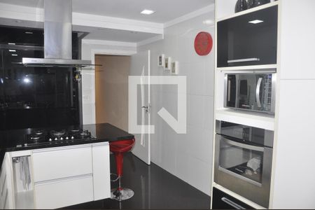 Casa para alugar com 250m², 3 quartos e 5 vagasCozinha
