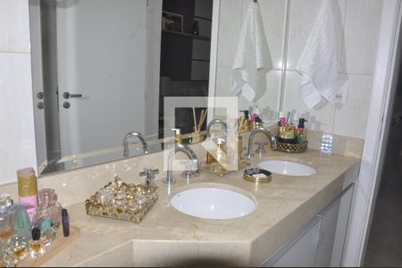 Casa para alugar com 250m², 3 quartos e 5 vagasBanheiro do Quarto 1