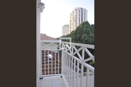 Casa para alugar com 250m², 3 quartos e 5 vagasvaranda