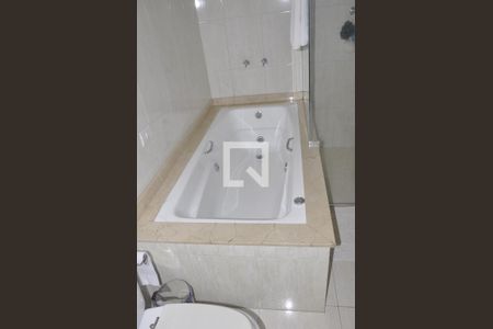 Casa para alugar com 250m², 3 quartos e 5 vagasBanheiro do Quarto 1