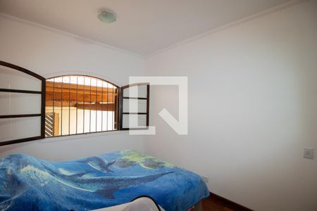 Casa à venda com 246m², 4 quartos e 6 vagas Casa à venda com 246m², 4 quartos e 6 vagasQuarto 3