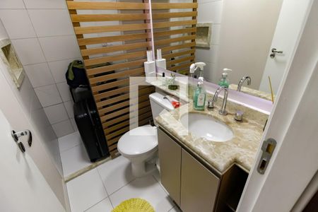 Banheiro Corredor de apartamento para alugar com 2 quartos, 66m² em Vila Andrade, São Paulo