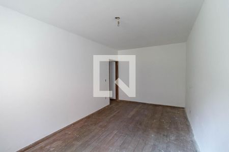 Casa à venda com 220m², 3 quartos e 3 vagas Casa à venda com 220m², 3 quartos e 3 vagasQuarto 1