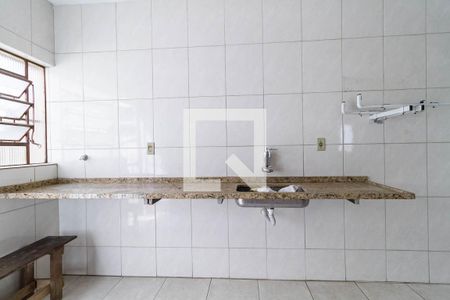 Casa à venda com 220m², 3 quartos e 3 vagas Casa à venda com 220m², 3 quartos e 3 vagasCozinha