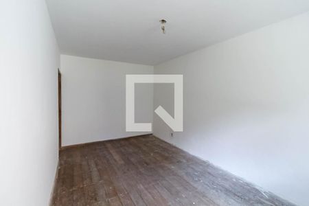 Casa à venda com 220m², 3 quartos e 3 vagas Casa à venda com 220m², 3 quartos e 3 vagasQuarto 1