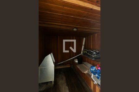 Casa à venda com 400m², 3 quartos e 5 vagas Casa à venda com 400m², 3 quartos e 5 vagasSaúna