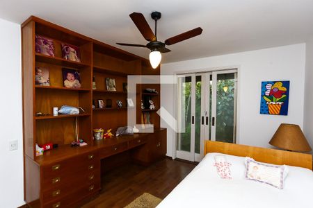 Casa à venda com 400m², 3 quartos e 5 vagas Casa à venda com 400m², 3 quartos e 5 vagassuíte 1