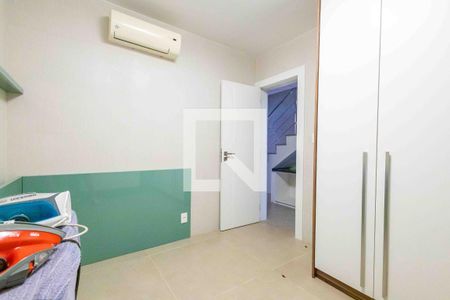 Casa de condomínio à venda com 1280m², 5 quartos e 2 vagas Casa de condomínio à venda com 1280m², 5 quartos e 2 vagasQuarto de Hóspedes