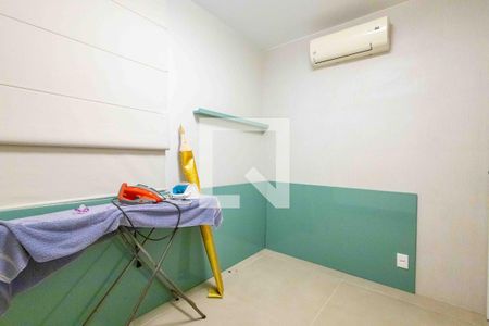 Casa de condomínio à venda com 1280m², 5 quartos e 2 vagas Casa de condomínio à venda com 1280m², 5 quartos e 2 vagasQuarto de Hóspedes