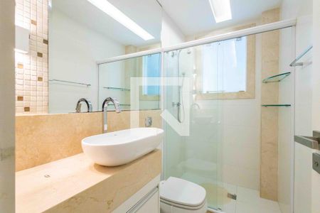 Casa de condomínio à venda com 1280m², 5 quartos e 2 vagas Casa de condomínio à venda com 1280m², 5 quartos e 2 vagasBanheiro Social