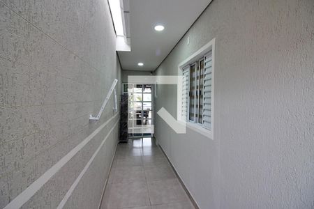 Casa à venda com 170m², 3 quartos e 2 vagasCorredor