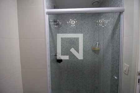 Apartamento à venda com 82m², 2 quartos e 1 vaga Apartamento à venda com 82m², 2 quartos e 1 vagaBanheiro da Suíte 2