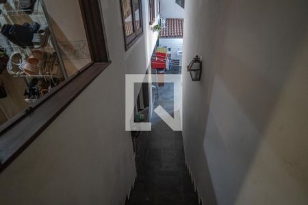 Casa à venda com 800m², 6 quartos e 3 vagas Casa à venda com 800m², 6 quartos e 3 vagasescadas para fundos