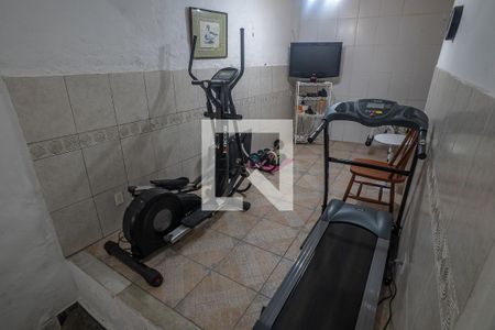 Casa à venda com 800m², 6 quartos e 3 vagas Casa à venda com 800m², 6 quartos e 3 vagasAcademia