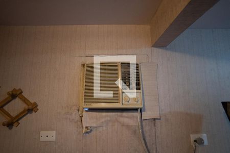 Casa à venda com 800m², 6 quartos e 3 vagas Casa à venda com 800m², 6 quartos e 3 vagassala de atividades