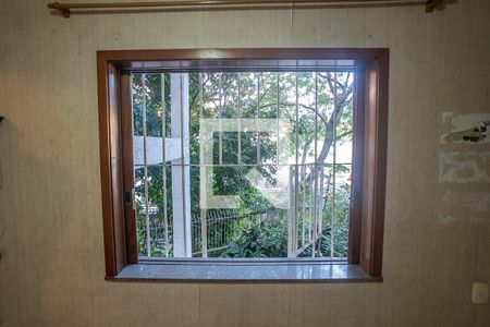 Casa à venda com 800m², 6 quartos e 3 vagas Casa à venda com 800m², 6 quartos e 3 vagassala de atividades