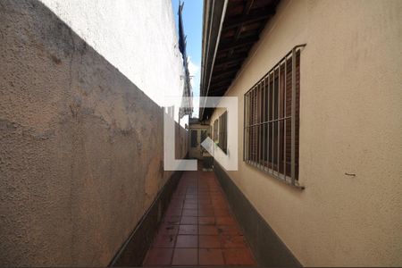 Casa à venda com 180m², 3 quartos e 2 vagasQuintal