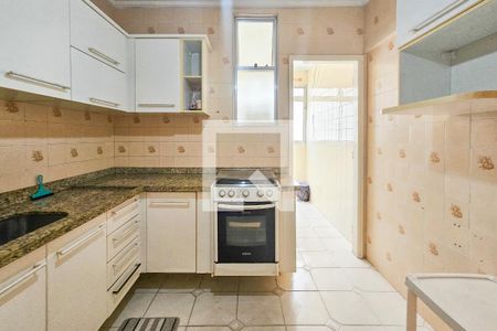 Apartamento para alugar com 220m², 3 quartos e 2 vagas Apartamento para alugar com 220m², 3 quartos e 2 vagasCozinha