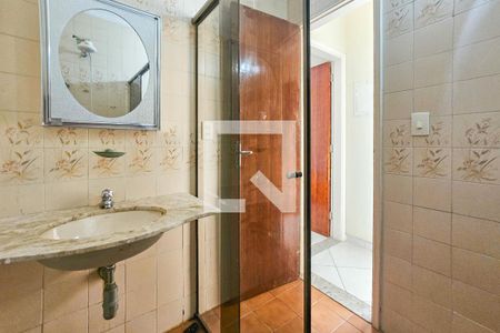 Apartamento para alugar com 220m², 3 quartos e 2 vagas Apartamento para alugar com 220m², 3 quartos e 2 vagasBanheiro 2