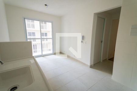 Sala/Cozinha de apartamento à venda com 2 quartos, 35m² em Vila Ema, São Paulo
