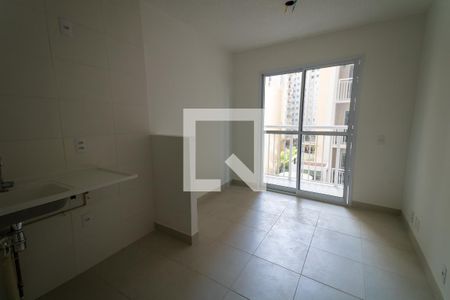 Sala/Cozinha de apartamento à venda com 2 quartos, 35m² em Vila Ema, São Paulo