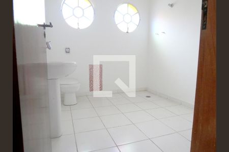 Casa para alugar com 250m², 3 quartos e sem vagaBanheiro 2