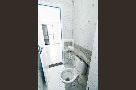 Apartamento à venda com 140m², 3 quartos e 2 vagas Apartamento à venda com 140m², 3 quartos e 2 vagasBanheiro da Suíte