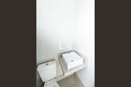 Apartamento à venda com 140m², 3 quartos e 2 vagas Apartamento à venda com 140m², 3 quartos e 2 vagasBanheiro de serviço