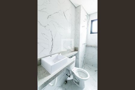 Apartamento à venda com 140m², 3 quartos e 2 vagas Apartamento à venda com 140m², 3 quartos e 2 vagasBanheiro 1