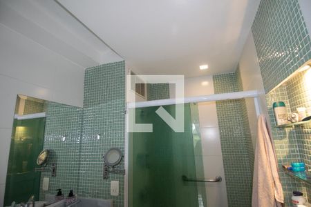 Apartamento à venda com 90m², 3 quartos e 1 vaga Apartamento à venda com 90m², 3 quartos e 1 vagaBanheiro da suite