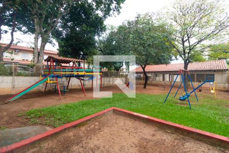 Casa de condomínio à venda com 90m², 2 quartos e 2 vagas Casa de condomínio à venda com 90m², 2 quartos e 2 vagasÁrea comum - Playground