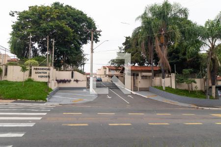 Casa de condomínio à venda com 90m², 2 quartos e 2 vagas Casa de condomínio à venda com 90m², 2 quartos e 2 vagasFachada