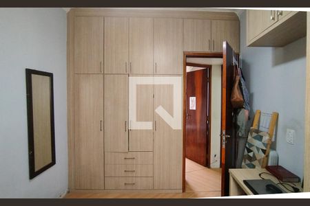 Apartamento à venda com 180m², 3 quartos e 2 vagasQuarto