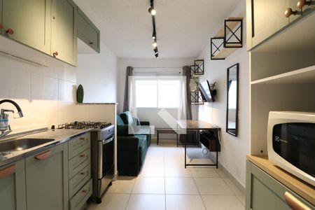 Cozinha de apartamento para alugar com 1 quarto, 28m² em Barra Funda, São Paulo