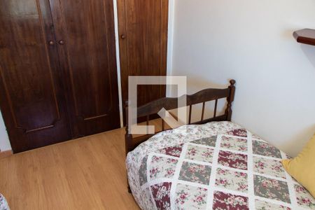 Casa à venda com 300m², 3 quartos e 4 vagas Casa à venda com 300m², 3 quartos e 4 vagasQUARTO 2