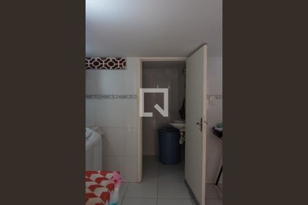 Casa à venda com 300m², 3 quartos e 4 vagas Casa à venda com 300m², 3 quartos e 4 vagasÁREA DE SERVIÇO