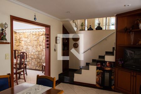 Casa à venda com 300m², 3 quartos e 4 vagas Casa à venda com 300m², 3 quartos e 4 vagasCOPA