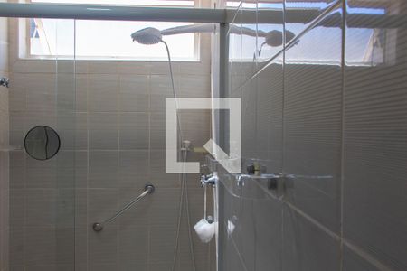 Casa à venda com 300m², 3 quartos e 4 vagas Casa à venda com 300m², 3 quartos e 4 vagasBANHEIRO SOCIAL